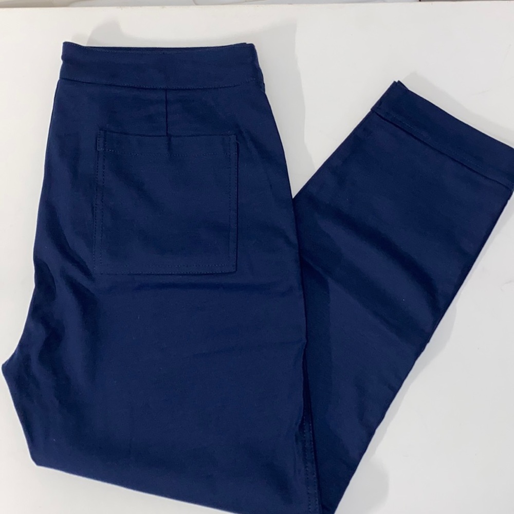 Ivanka Trump Navy 4 Pocket Crop / Ankle  Pants